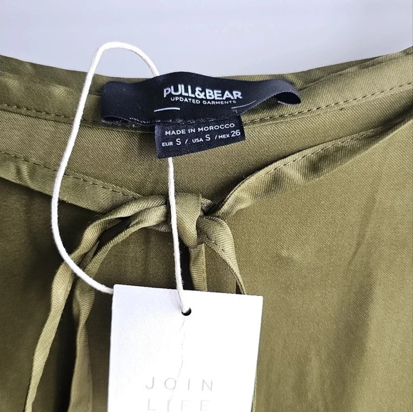 Pull&Bear Olive Mini Skirt - Picture 3 of 6